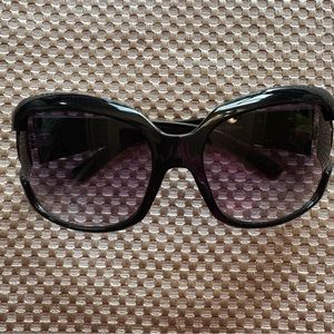 NWOT Nine West Black Square Sunglasses with Gradient Lenses. #NW1210558
